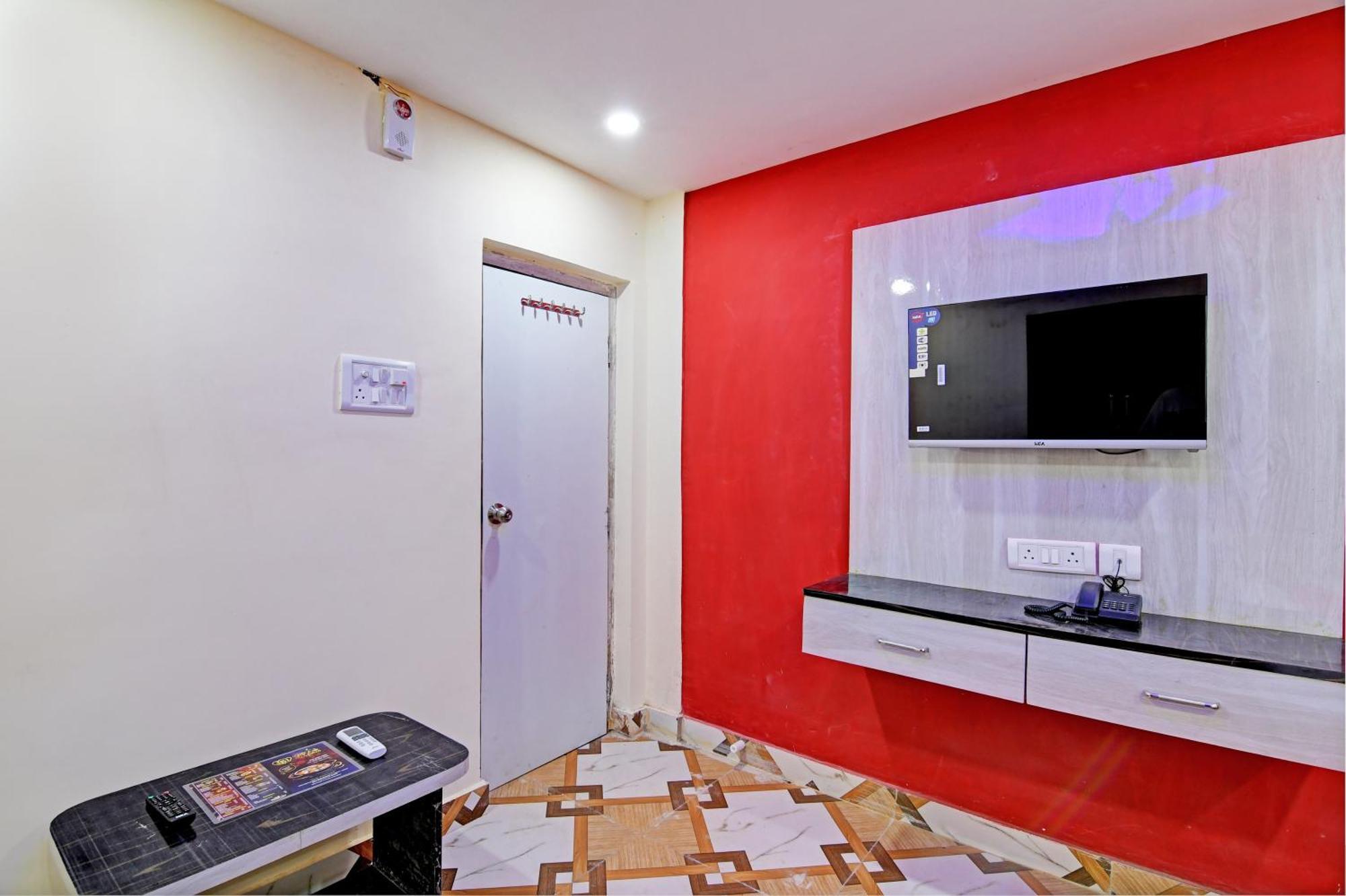 O Star Hotel